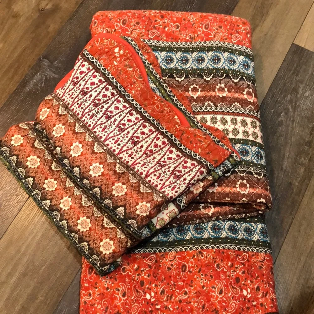 QCover- Quilt Queen Set 3-Piece Bedspread Quilted Lightweight Set Multi Colors